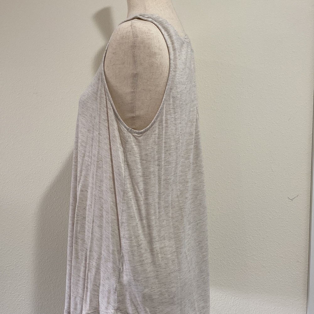 OLD NAVY LUXE TANK TOP - Picture 3 of 5